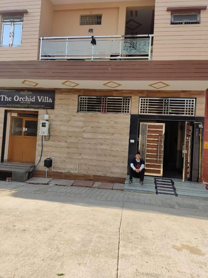 The Orchid Villa Homestay - Walkable Distance From Taj Mahal Агра Экстерьер фото